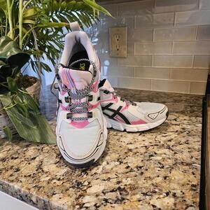 Asics Ladies 9 Gel Quantum 180 Running Shoe White Navy Pink Mint